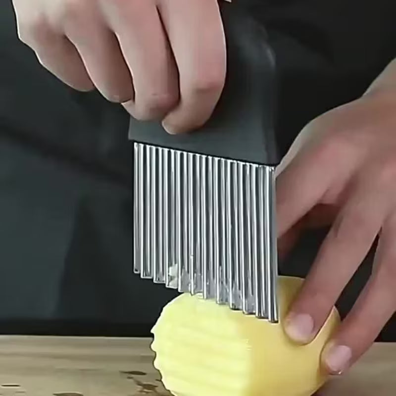 Stainless Steel Wavy Cutter - Ergonomic Vegetable Crinkle Slicer for Fries & Salads